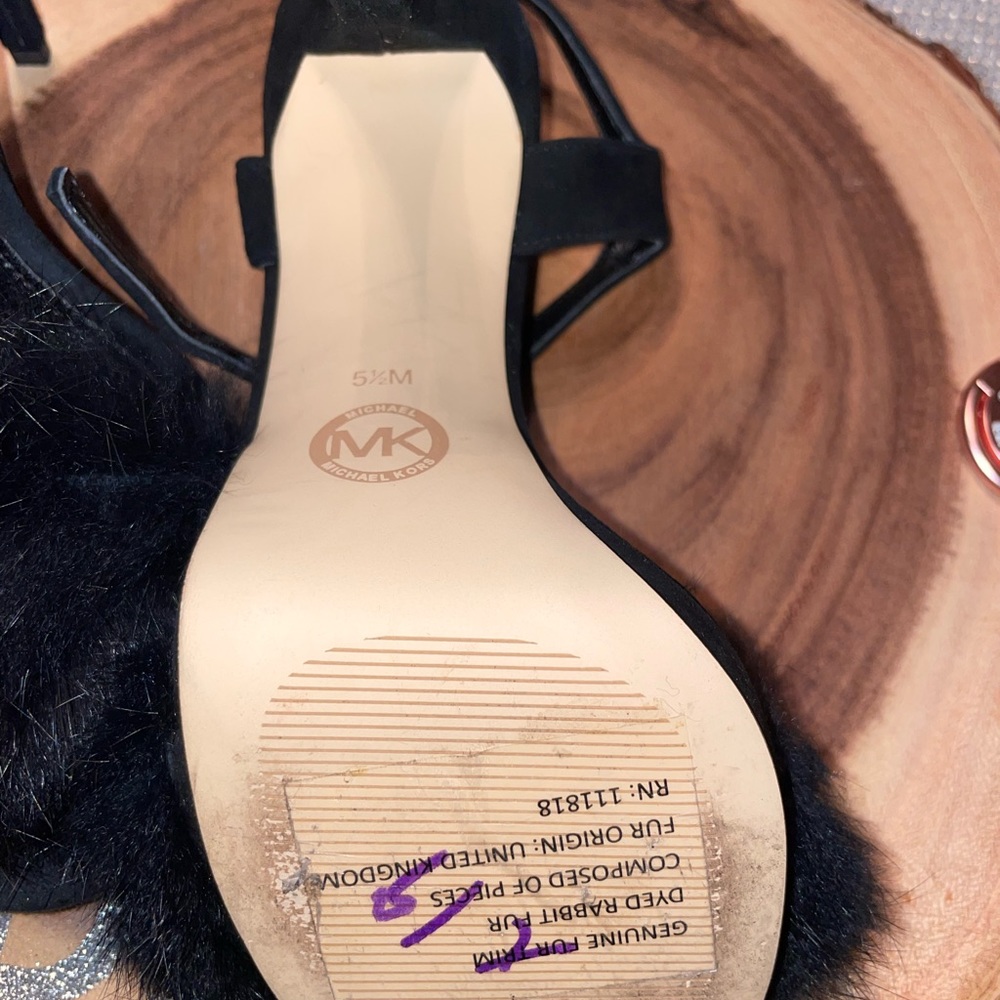 Michael Kors Furry Pumps - Picture 4 of 5